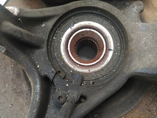 364696 achsschenkel vorne
